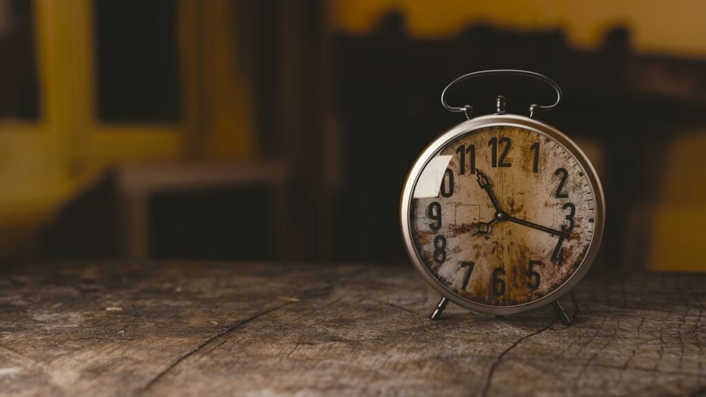 clock, alarm clock, watch, time, old, numbers, hours, minutes, analog, analog clock, timepiece, transient, clock, clock, clock, watch, watch, time, time, time, time, time